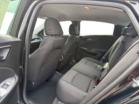 Used 2023 Chevrolet Malibu LT FWD image 19