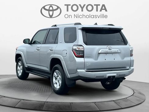 Used 2022 Toyota 4Runner SR5 Premium image 4
