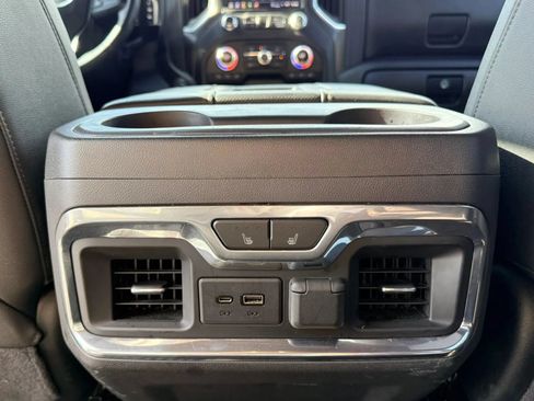 Used 2021 GMC Sierra 1500 AT4 w/ AT4 Premium Package AWD/4WD image 16