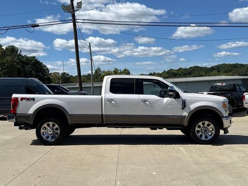 Used 2018 Ford F350 King Ranch w/ King Ranch Ultimate Package AWD/4WD image 18