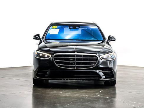 Certified 2025 Mercedes-Benz S 580 4MATIC Sedan image 5