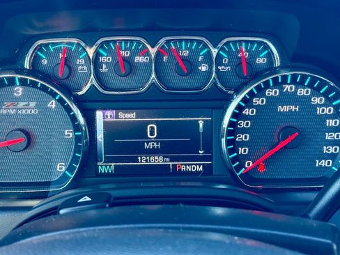 Used 2015 Chevrolet Silverado 1500 LT w/ LT Convenience Package image 11