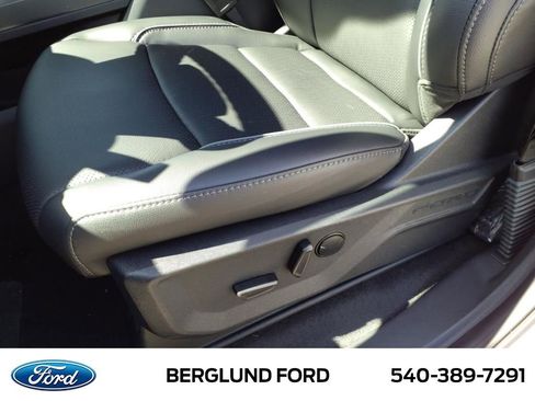 New 2025 Ford F150 Lariat w/ Equipment Group 501A Mid image 9