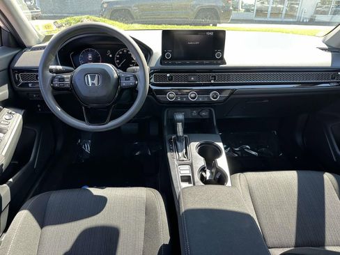 Used 2023 Honda Civic LX image 10