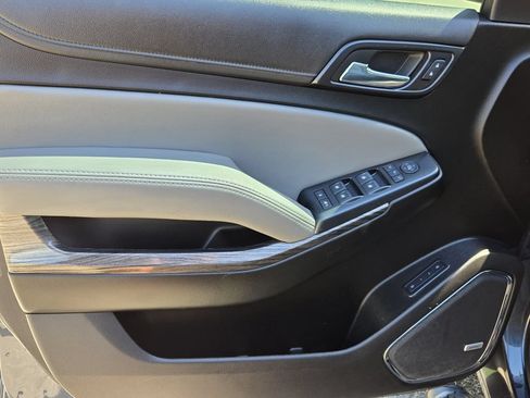 Used 2019 Chevrolet Tahoe LT AWD/4WD image 23