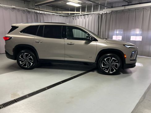 New 2026 Buick Enclave Sport Touring w/ Power Package AWD/4WD image 8