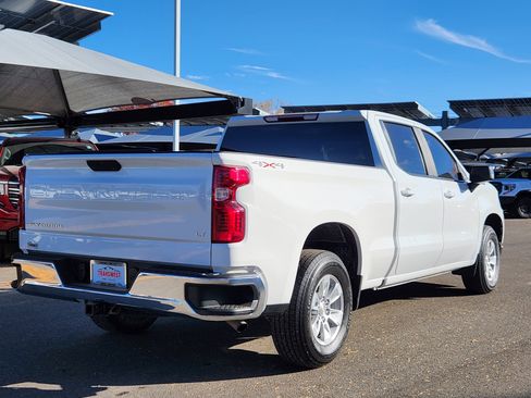 Used 2021 Chevrolet Silverado 1500 LT image 3