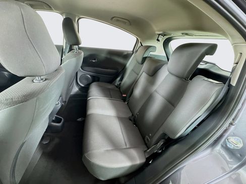 Used 2021 Honda HR-V LX image 17