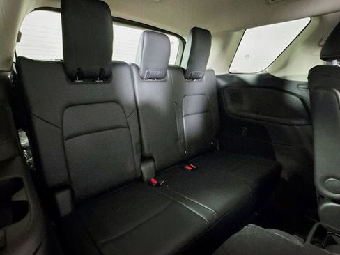 New 2026 Nissan Pathfinder SL w/ SL Premium Package AWD/4WD image 25