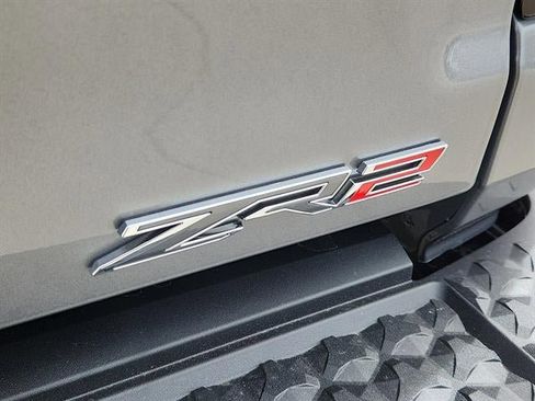 New 2026 Chevrolet Colorado ZR2 w/ Technology Package AWD/4WD image 5