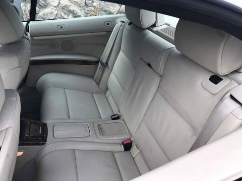 Used 2008 BMW 335i Convertible image 10