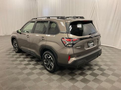 Used 2025 Subaru Forester Limited AWD/4WD image 5