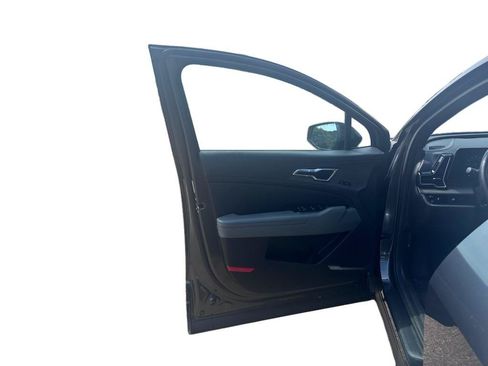 Used 2023 Kia Sportage X-Pro Prestige AWD/4WD image 6