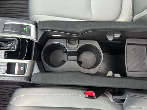 Used 2020 Honda Civic EX image 44