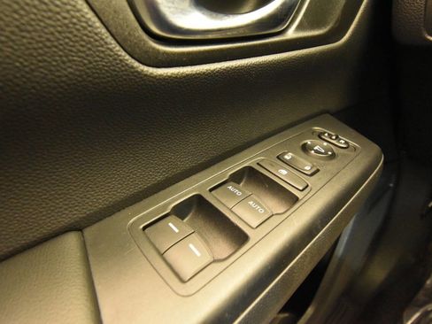 Used 2025 Honda CR-V Sport image 34