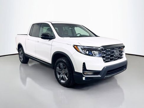 Certified 2025 Honda Ridgeline TrailSport image 25
