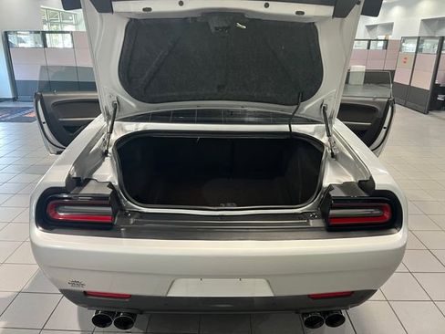 Used 2020 Dodge Challenger R/T Scat Pack RWD image 10