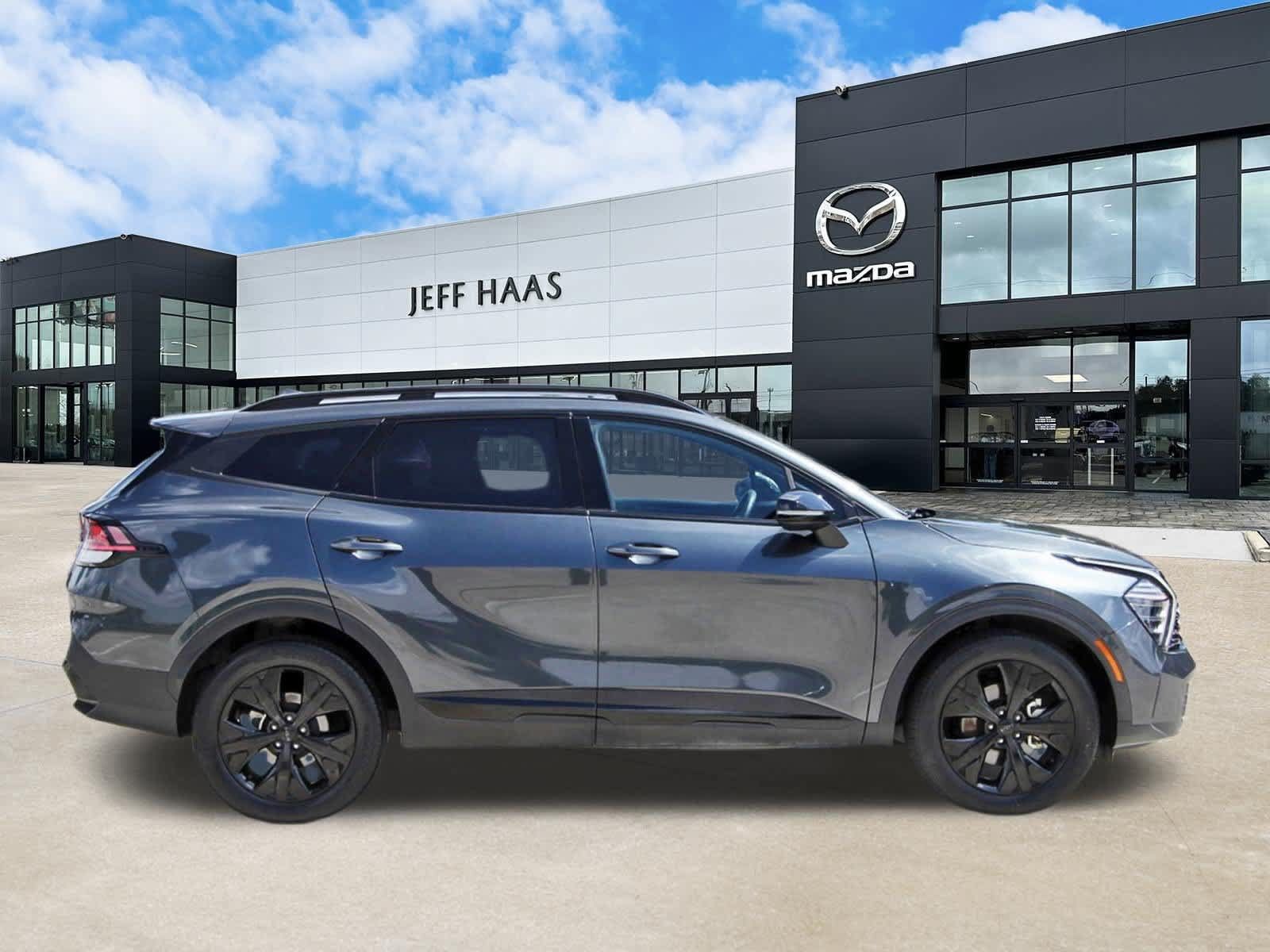 Used 2025 Kia Sportage X-Line AWD/4WD image 5
