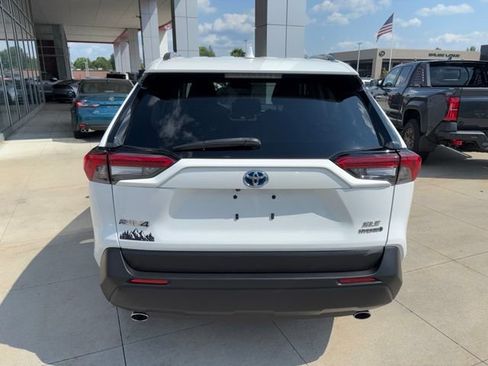 Used 2023 Toyota RAV4 XLE AWD/4WD image 6