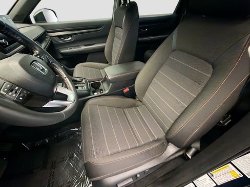 Used 2025 Honda CR-V Sport image 11