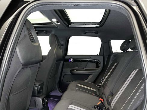 Used 2019 MINI Cooper Countryman SE w/ Signature Upholstery Package image 21