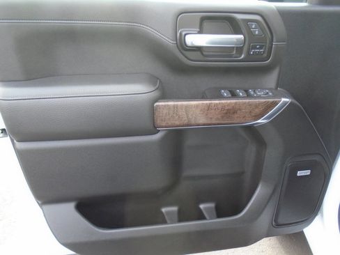 Used 2021 GMC Sierra 2500 Denali w/ Denali Ultimate Package image 44