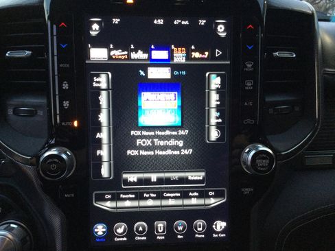 Used 2020 RAM 1500 Limited image 11