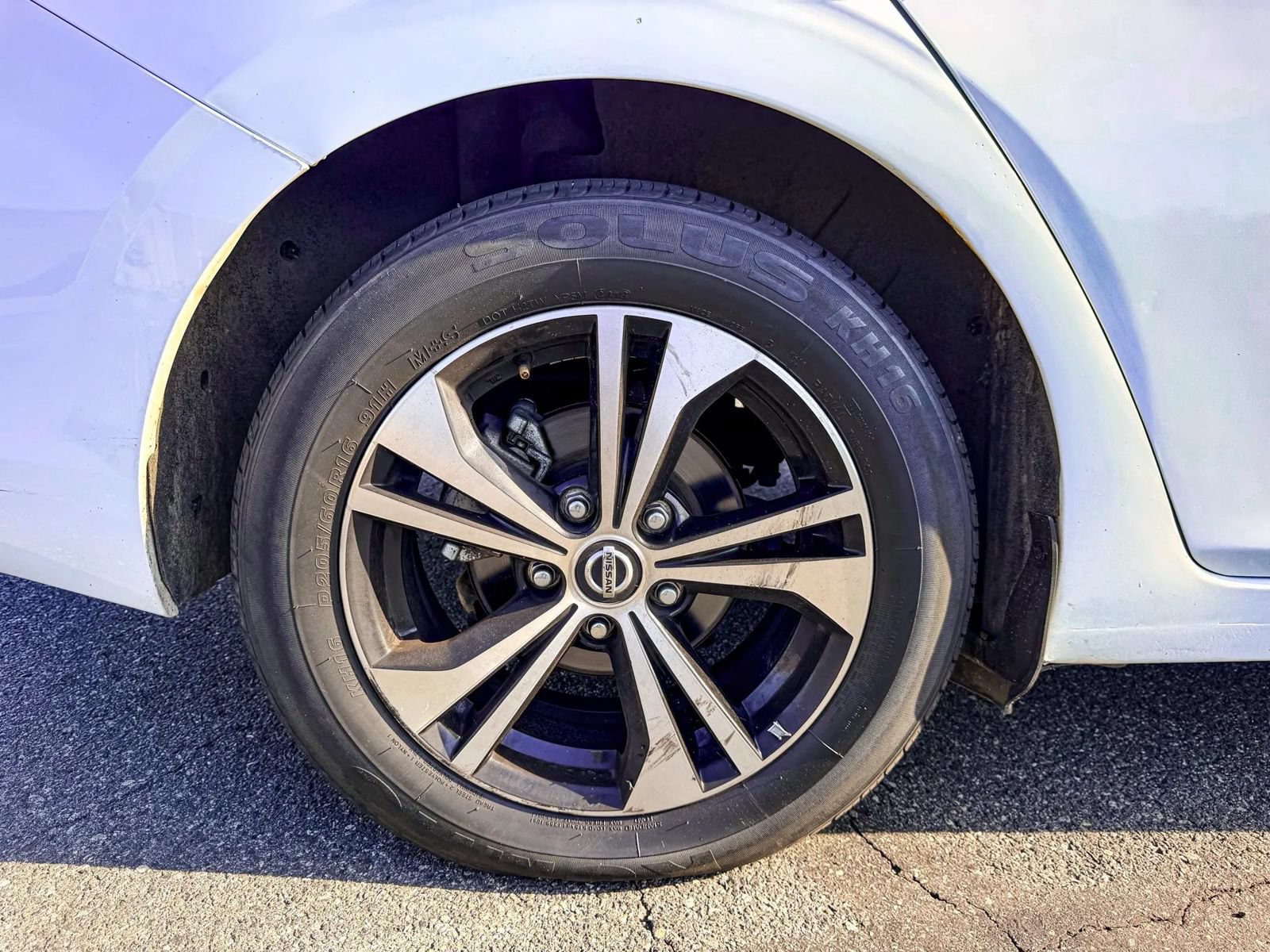 Used 2023 Nissan Sentra SV FWD image 35