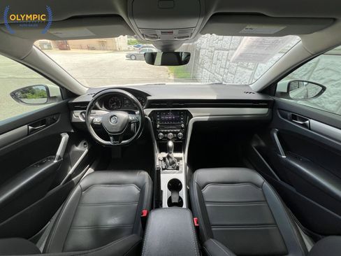 Used 2020 Volkswagen Passat 2.0T SE FWD image 21