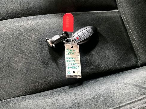 Used 2017 Nissan Murano SV FWD image 10