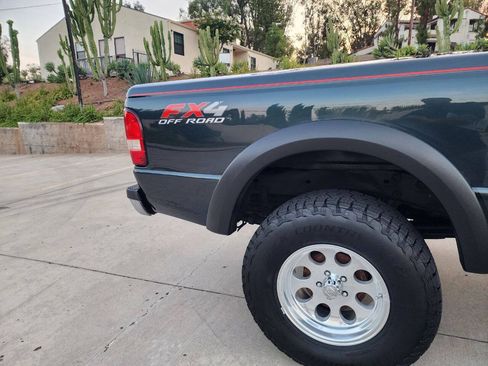 Used 2005 Ford Ranger FX4 AWD/4WD image 39