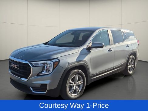 Used 2023 GMC Terrain SLE FWD image 4