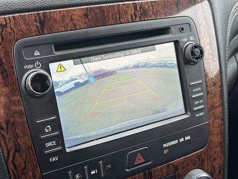 Used 2014 Chevrolet Traverse LT image 21