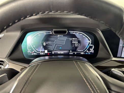 Used 2023 BMW X5 xDrive45e w/ Executive Package image 3