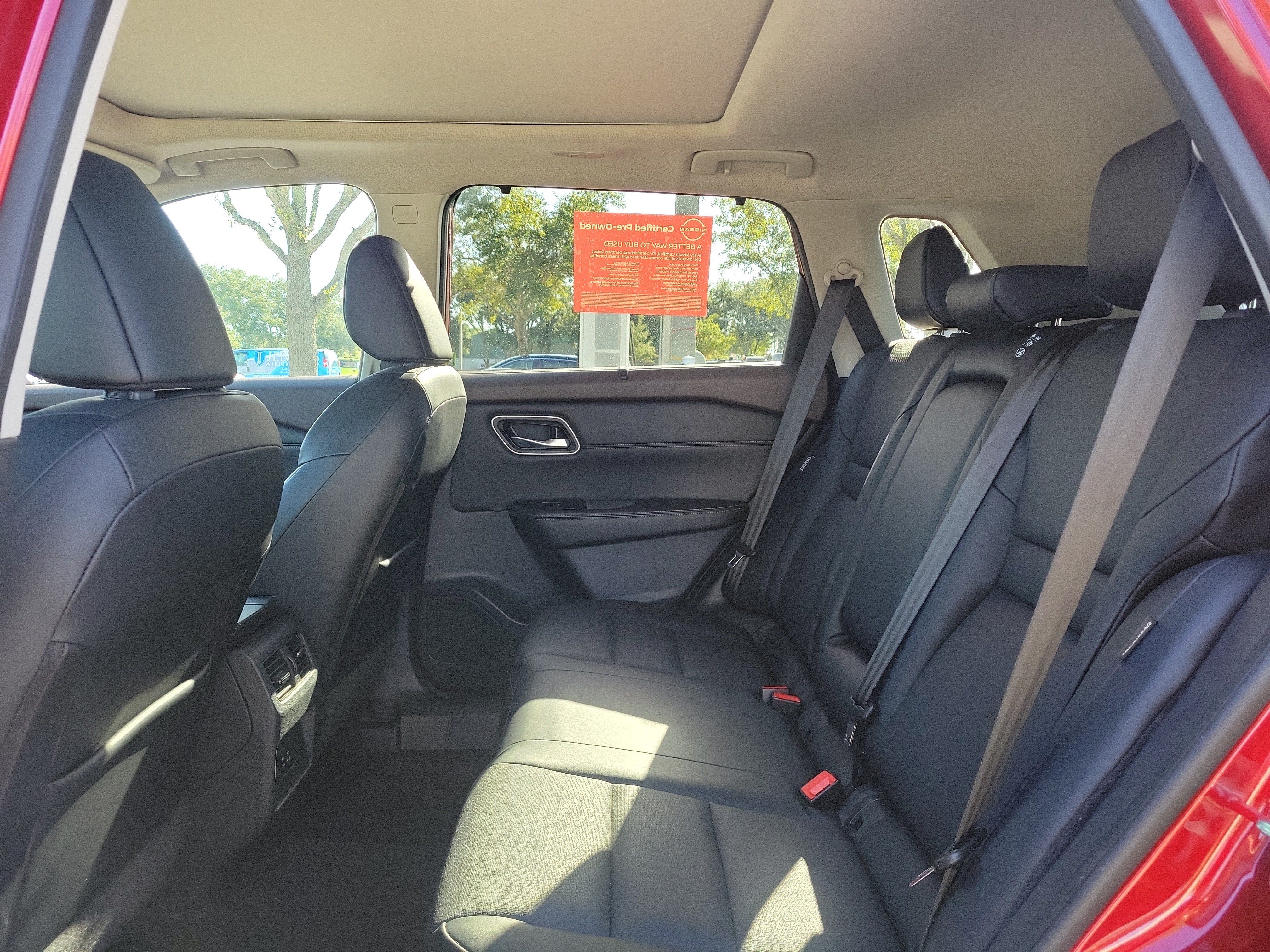 Certified 2021 Nissan Rogue SV w/ Premium Package FWD image 18