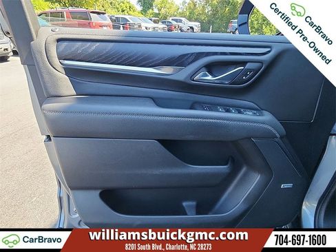 Used 2021 GMC Yukon XL Denali w/ Denali Premium Package image 23