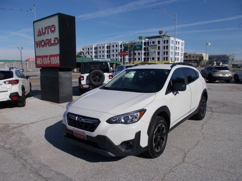 Used 2022 Subaru Crosstrek 2.0i AWD/4WD image 1