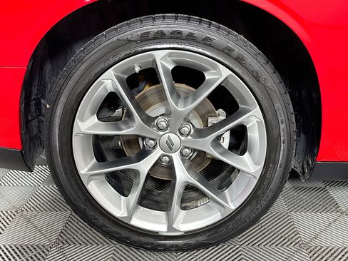 Used 2022 Dodge Challenger GT image 28