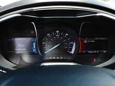 Used 2018 Ford Fusion Titanium FWD image 12