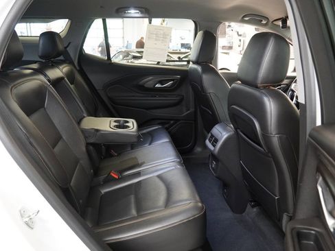 Used 2021 GMC Terrain SLT FWD image 32