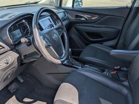 Used 2022 Buick Encore Preferred image 9