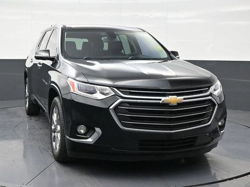 Used 2019 Chevrolet Traverse Premier FWD image 7