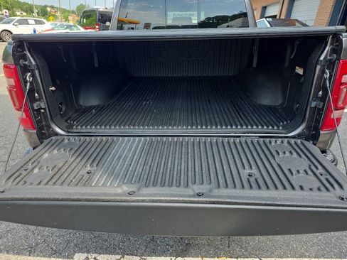 Used 2023 RAM 1500 Laramie AWD/4WD image 6