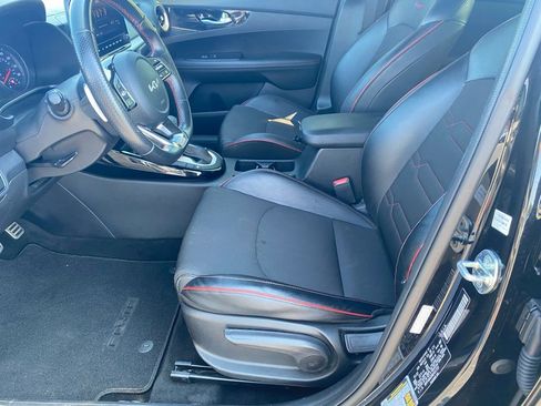 Used 2022 Kia Forte GT w/ GT Technology Package image 11