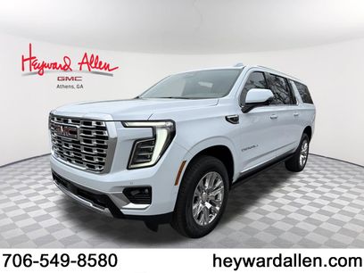 New 2026 GMC Yukon XL Denali w/ Sun & Power Step Package