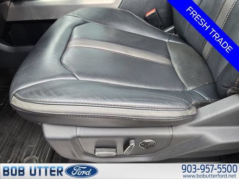 Certified 2022 Ford F250 Platinum w/ FX4 Off-Road Package AWD/4WD image 23