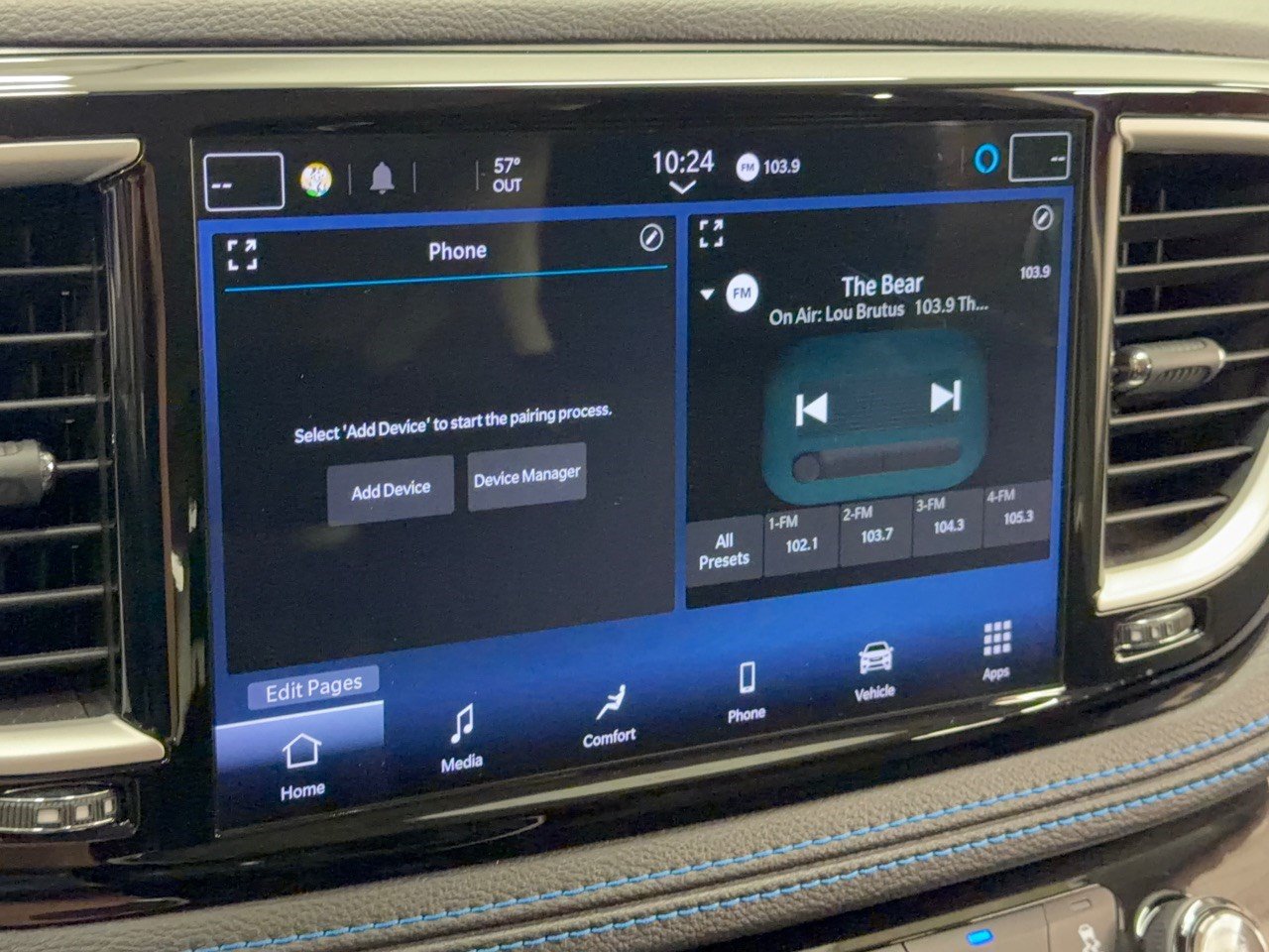 Used 2021 Chrysler Pacifica Touring FWD image 23