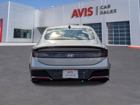 Used 2025 Hyundai Sonata SEL FWD image 7