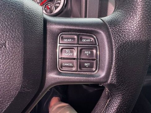 Used 2017 RAM 1500 Express image 16
