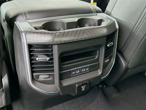 New 2026 RAM 1500 Big Horn AWD/4WD image 33